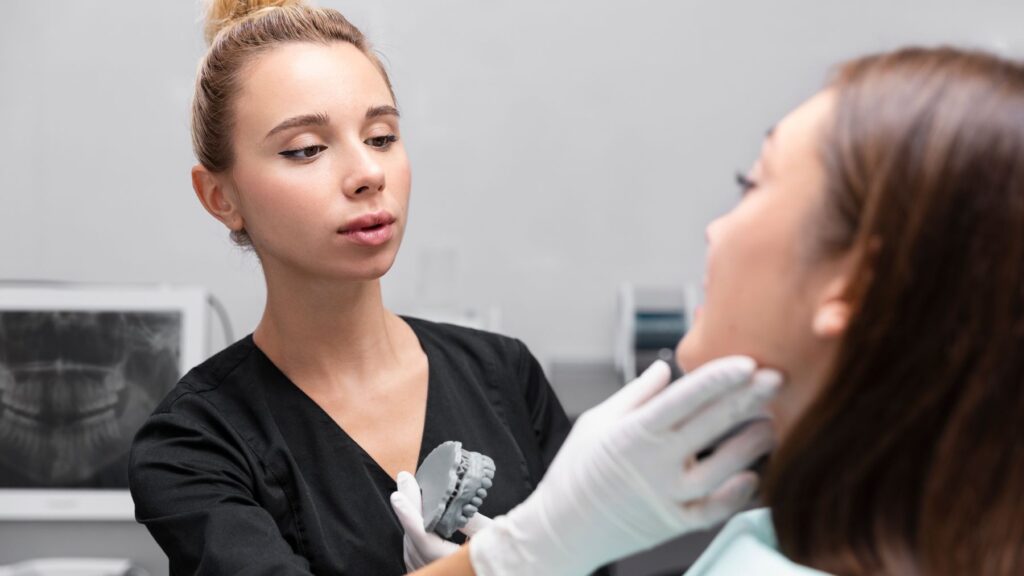 Indywidualne implanty podokostnowe dla kogo