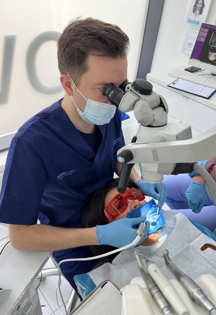 Protezy na implantach